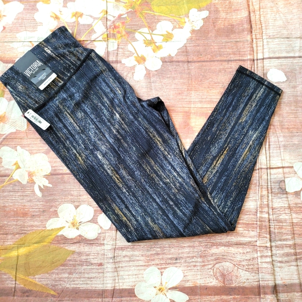 NWT Victoria's Secret knockout tight leggings
